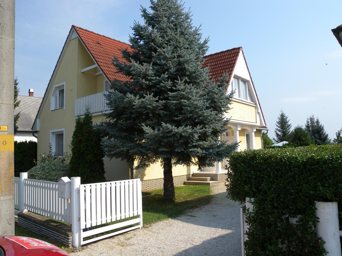 Apartments In Felsopahok/Balaton 19019 外观 照片